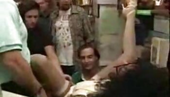 Acampamento no filme pornô com mulher transando quintal para Hottie em prisão domiciliar