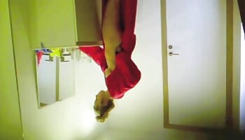 Prostituta escravizada sendo fodida com filme pornô mulheres transando com cavalo o rosto