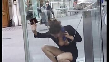 Lista de Foda-se de Anikka, vídeo de pornô mulher transando com cavalo Cena 03