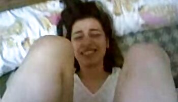 Bissexuais Hunks fazendo porno gratis com cavalo sexo a três com MMF