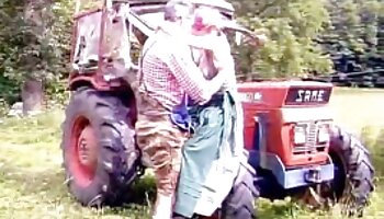 Amador cun en filme pornô homem com homem transando tetas_240p