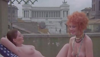 O cravo barbudo dá cabeça e monta schlong preto vídeo de pornô mulher fazendo sexo com cavalo